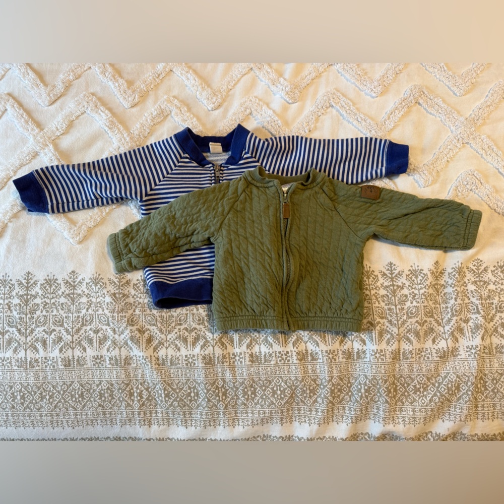Set of two Baby Sweaters Nine months Blue Striped and Green Quilted